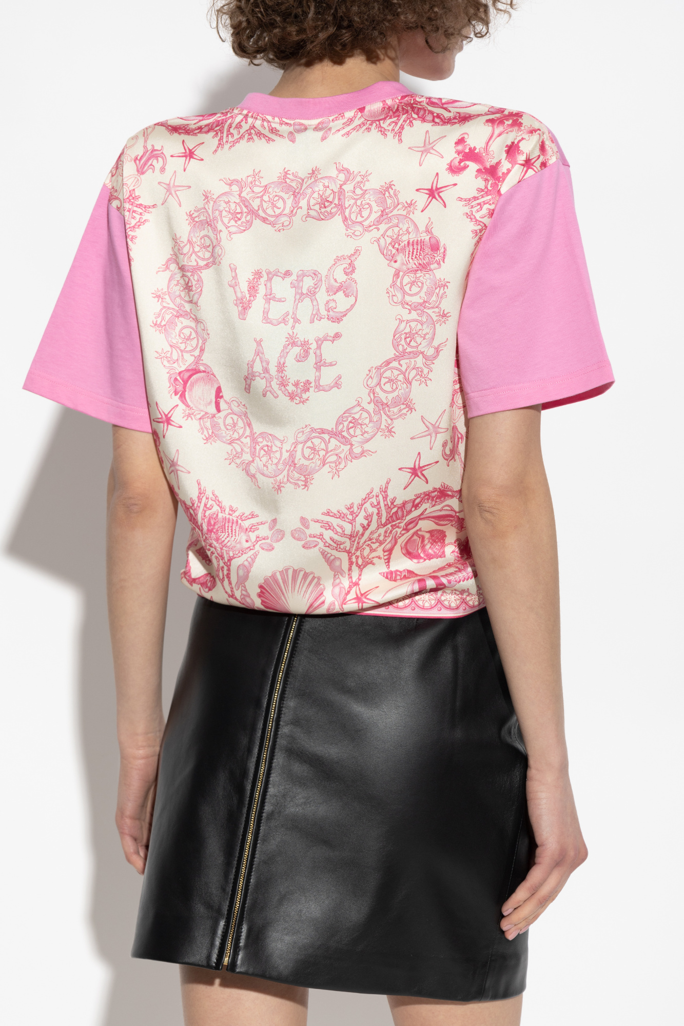 トップス VERSACE python pattern velour neck tee Pink T-shirt made of combined fabrics Versace - Vitkac Italy